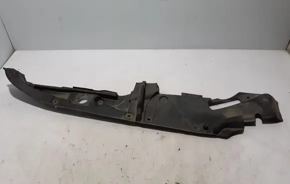 BMW i5 G60 Engine bonnet/hood lock trim molding 5A01594