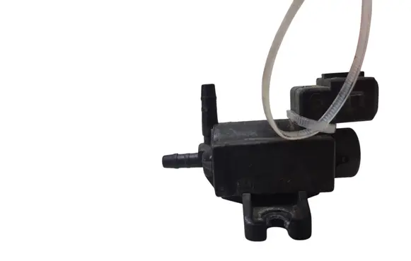 Volvo V40 Turbo solenoid valve 70261300 31219977