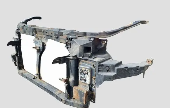 Nissan Murano Z50 Bottom radiator support slam panel