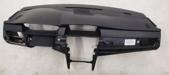 BMW 5 E60 E61 Dashboard 697642108