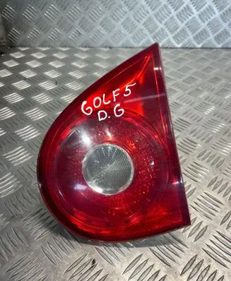 Volkswagen Golf V Tailgate rear/tail lights 1K6945094E
