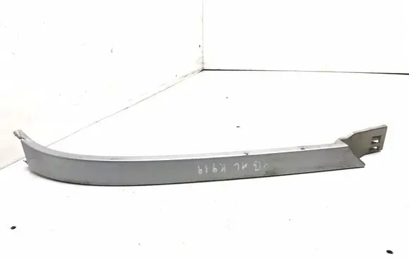 Mercedes-Benz ML W163 Under headlight/headlamp trim 1638260277 A1638260277 K919