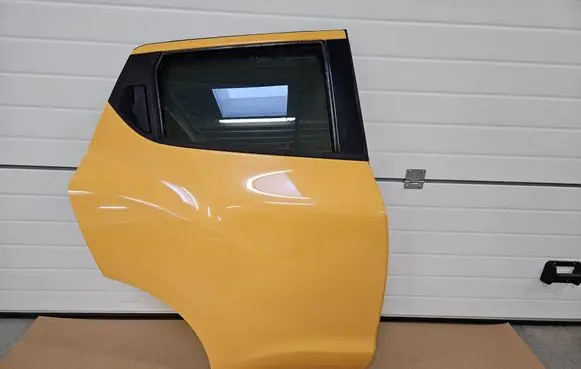Nissan Juke I F15 Rear door EAVZ