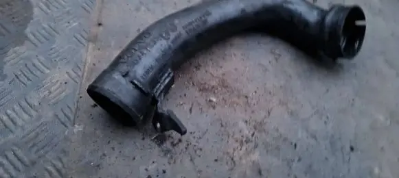 Volvo V50 Intercooler hose/pipe 30741235