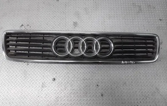 Audi A4 S4 B5 8D Front grill 8D0853651J