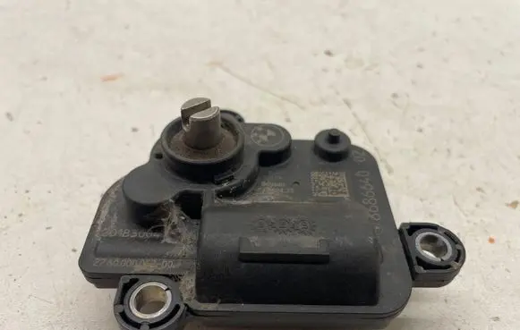 BMW 3 G20 G21 Intake manifold valve actuator/motor 8686640