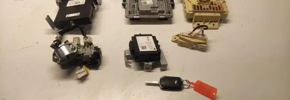 KIA Ceed Engine control unit/module ECU 391992U000