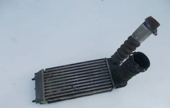 Ford Fiesta Intercooler radiator 8V519L440AD
