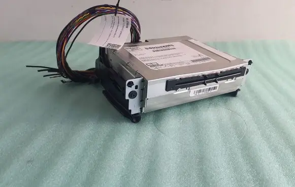 Radio/CD/DVD/GPS head unit