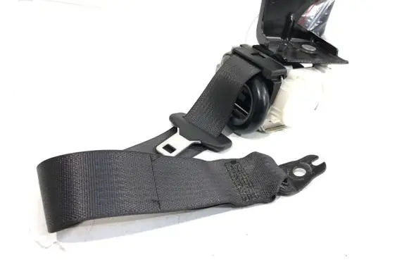 Rear seatbelt