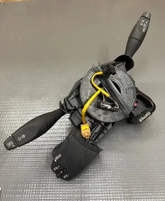 Ford Mondeo MK IV Indicator stalk 1S7T13335BE 03JDL25AB