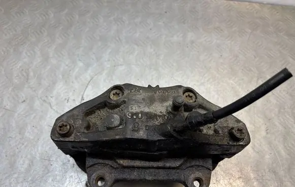 Volvo XC90 Front brake caliper 30657307