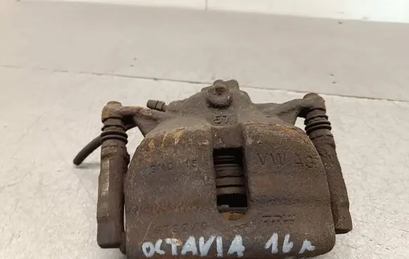 Skoda Octavia Mk3 (5E) Front brake caliper