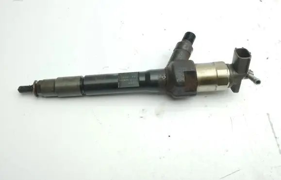 Mazda CX-7 Fuel injector R2AA13H50 001101N08835