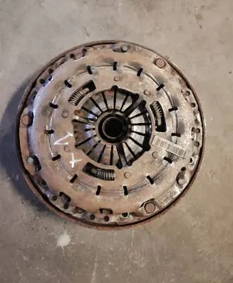BMW X1 E84 Clutch set kit E9606