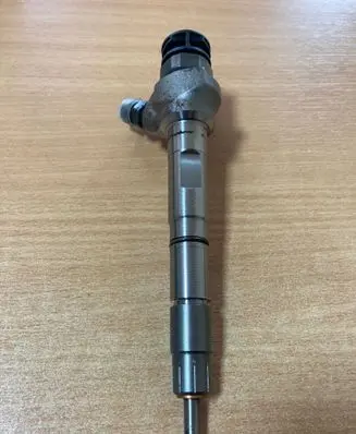 Volkswagen Crafter Fuel injector 0445111207 04L130277BH