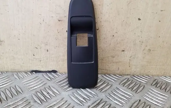 Citroen C4 Grand Picasso Front door window switch trim 