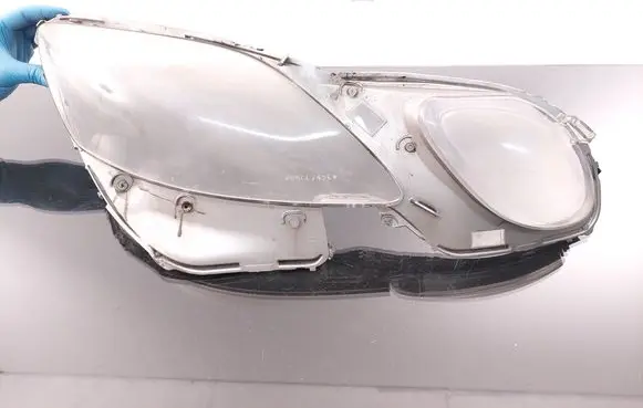Mercedes-Benz E W212 Headlight lense 30324