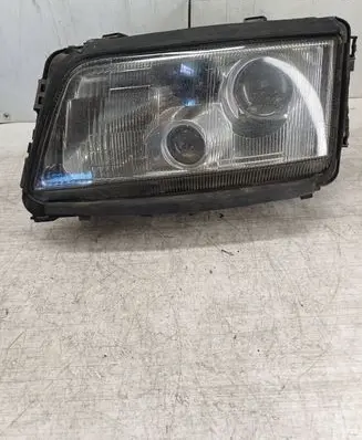 Audi A8 S8 D2 4D Headlight/headlamp 1305235230