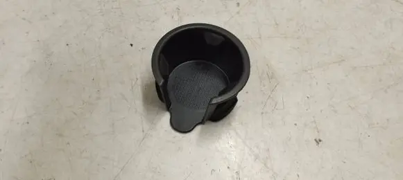 Land Rover Discovery Sport Cup holder front 8h22046b94ae