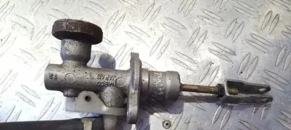 Nissan Almera N16 Clutch master cylinder