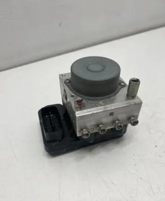 Toyota Verso-S ABS Pump 8954152B04 4454052244 11604034360