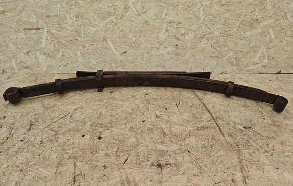 Toyota Hilux (AN10, AN20, AN30) Rear leaf spring 