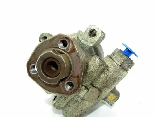 Volkswagen Polo II 86C 2F Power steering pump 1J0422154C