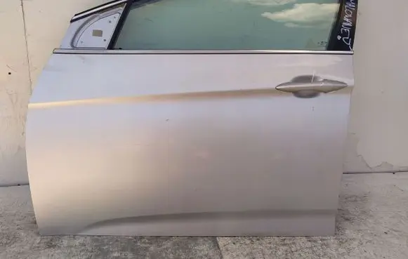 Hyundai i40 Front door