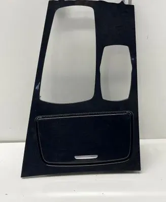 BMW 7 F01 F02 F03 F04 Cup holder front 9113863 46568 09092010