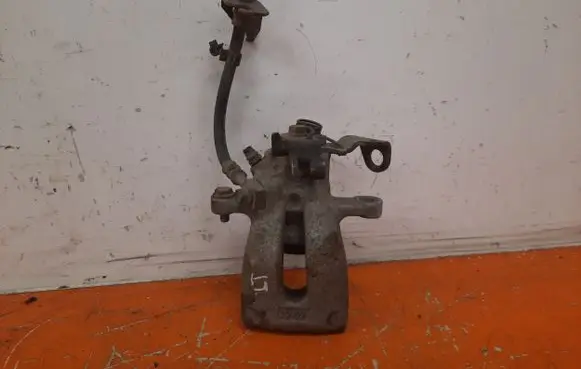 Opel Zafira B Rear brake caliper 2089