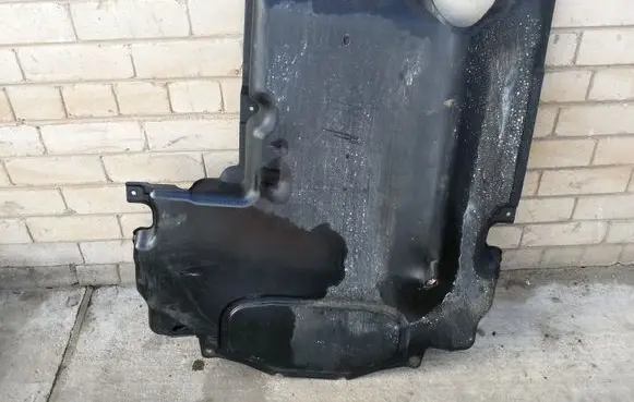 Mercedes-Benz C AMG W203 Engine splash shield/under tray