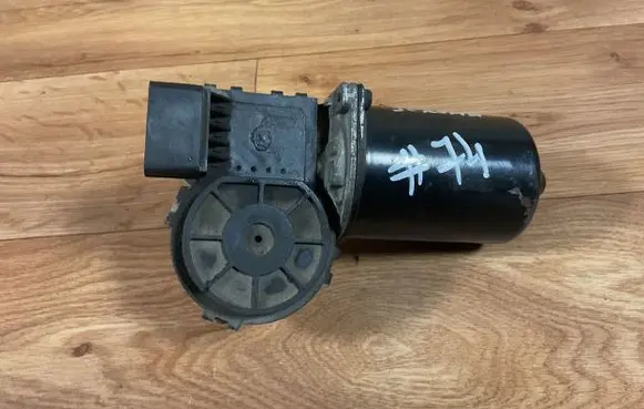 Hyundai Coupe Wiper motor 