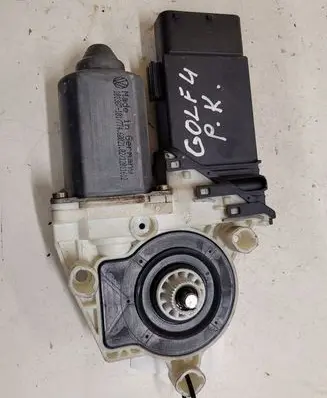 Volkswagen Golf IV Front door window regulator motor 1J1959801C 9776101430203