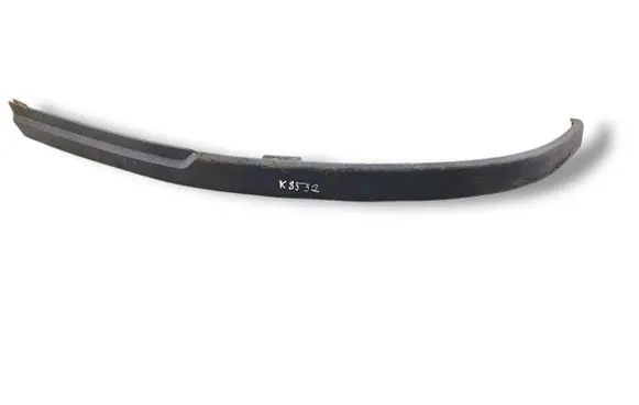 Front bumper lip