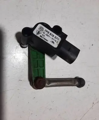 Rear air suspension level height sensor