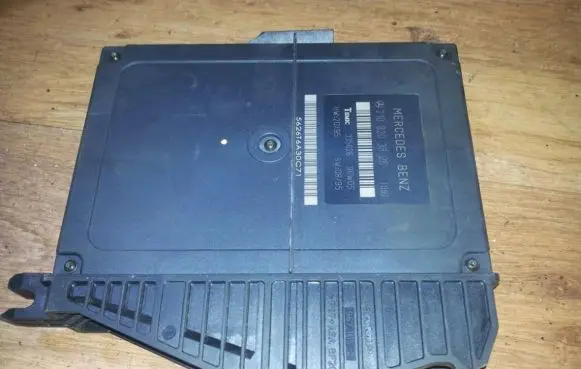 Mercedes-Benz E W210 Comfort/convenience module 2108203826 96w05