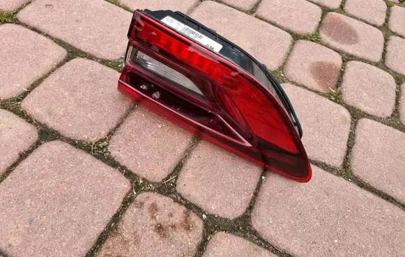 Opel Insignia B Rear/tail lights 39107533