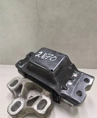 Engine mount bracket