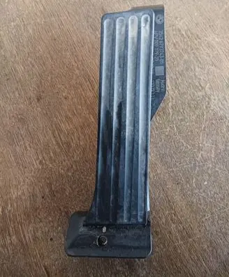 BMW X1 E84 Accelerator throttle pedal 35426793743 00937921 12037313