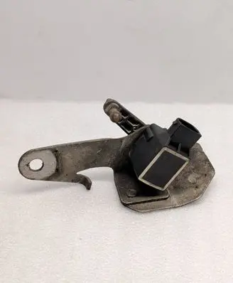 BMW 5 E60 E61 Headlight/headlamp level sensor 1093697