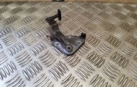 Audi A6 S6 C4 4A Engine bonnet (hood) release handle