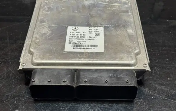 Mercedes-Benz Sprinter W906 Engine control unit/module A6519007103 A6519016002