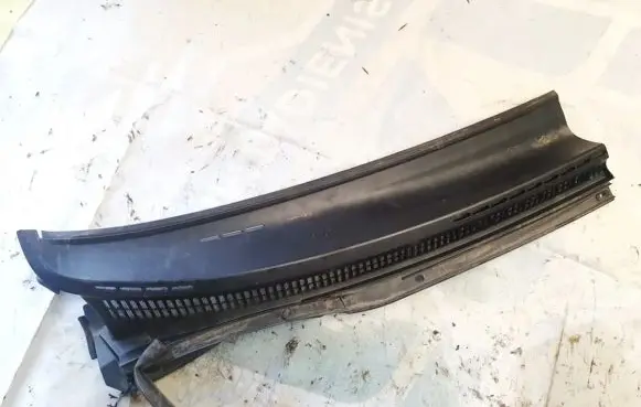 Toyota Corolla E120 E130 Wiper trim 5570802150