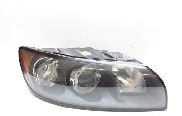 Volvo V50 Headlight/headlamp 30698874