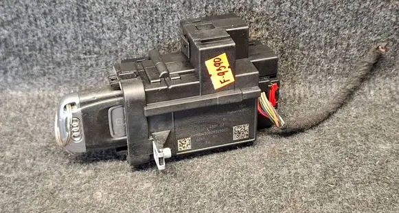 Audi A4 S4 B8 8K Ignition lock 8K0909131D
