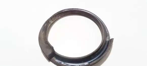 BMW 3 E90 E91 Front coil spring rubber mount 31336767500