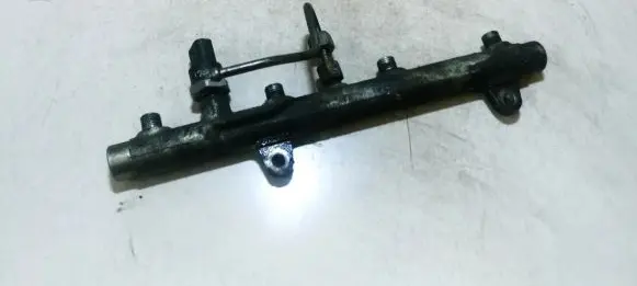 Renault Scenic I Fuel main line pipe 7700111013 0445214015