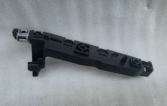 Opel Astra L Front bumper mounting bracket 9839852180