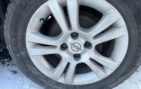 Opel Corsa D R12 alloy rim 